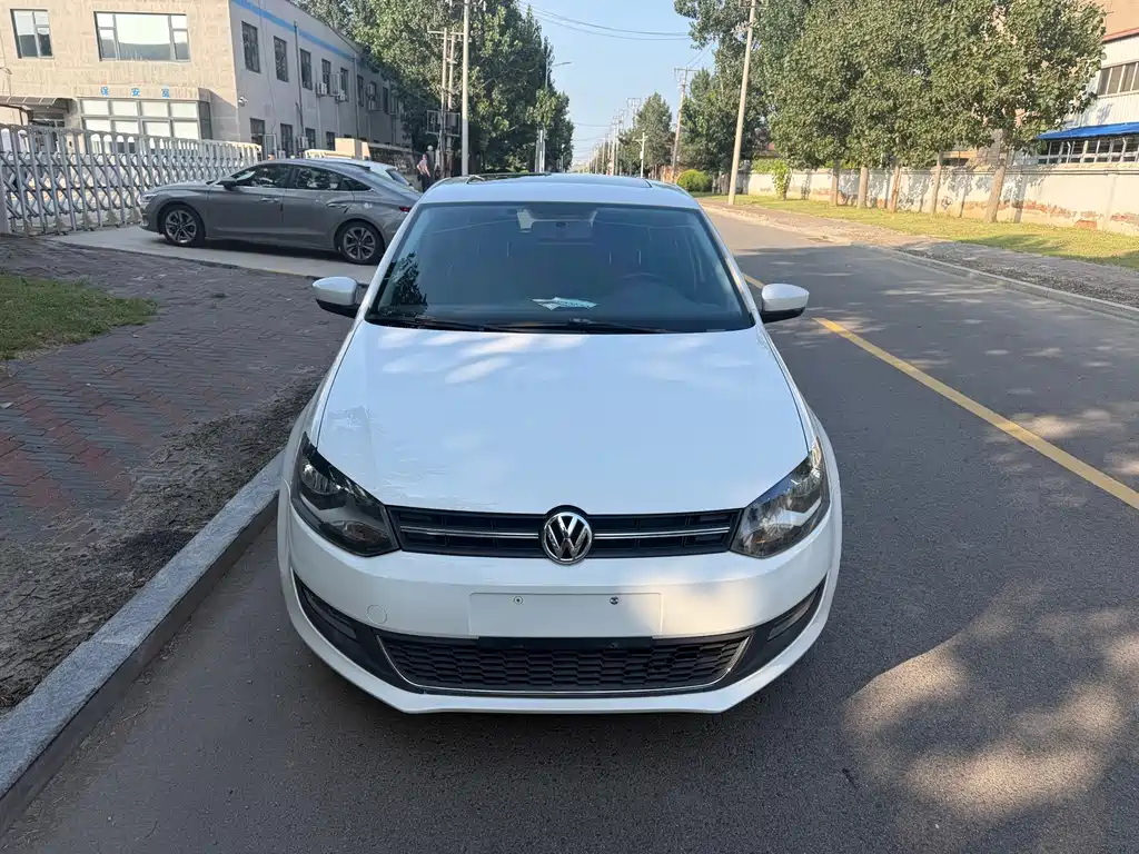 Volkswagen Polo — миниатюра 2