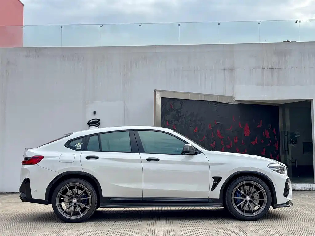 BMW X4 M — миниатюра 10