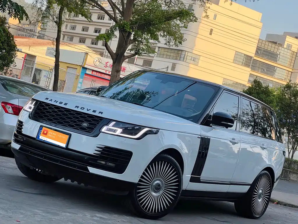 Land Rover Range Rover 2014 3.0 TDV6 Vogue SE