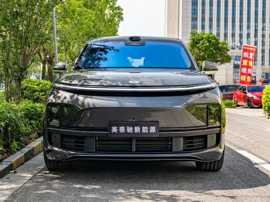Li Auto Li L8 — миниатюра 14