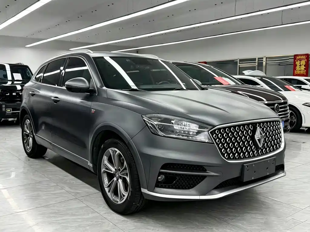 Borgward BX7 — миниатюра 3