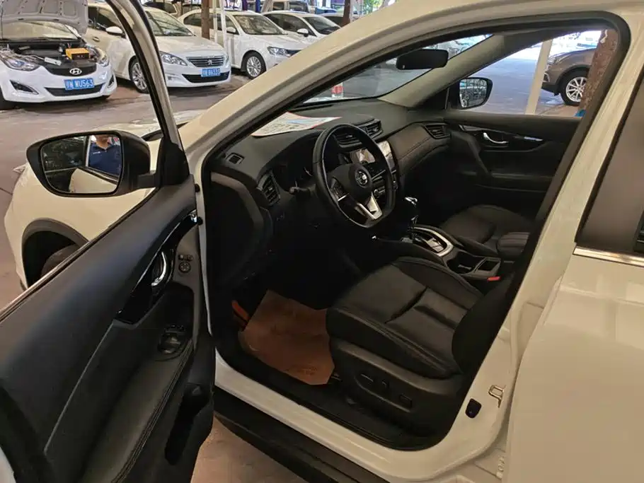 Nissan X-Trail — миниатюра 9
