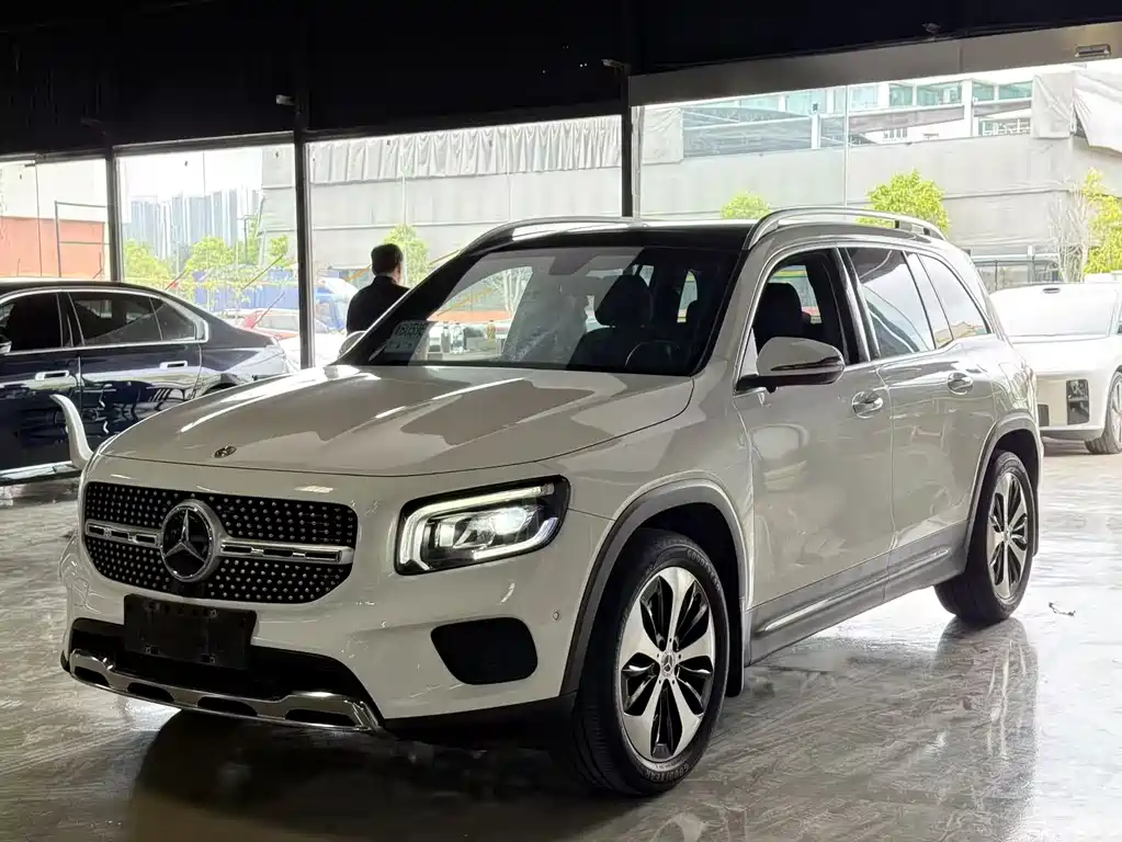 Mercedes-Benz GLB 2022