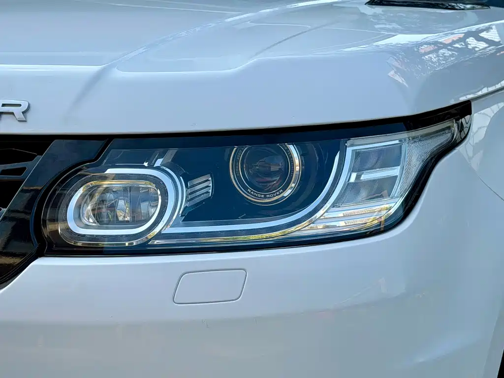 Land Rover Range Rover Sport 2016 3.0 SC V6 SE