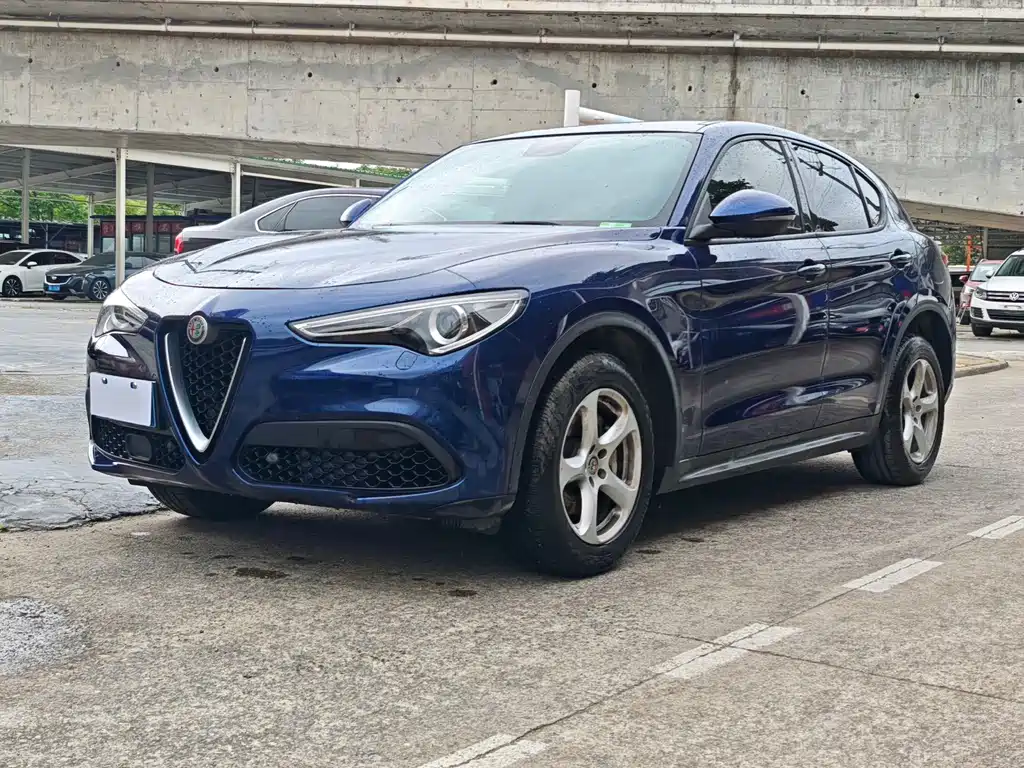 Alfa Romeo Stelvio 2018