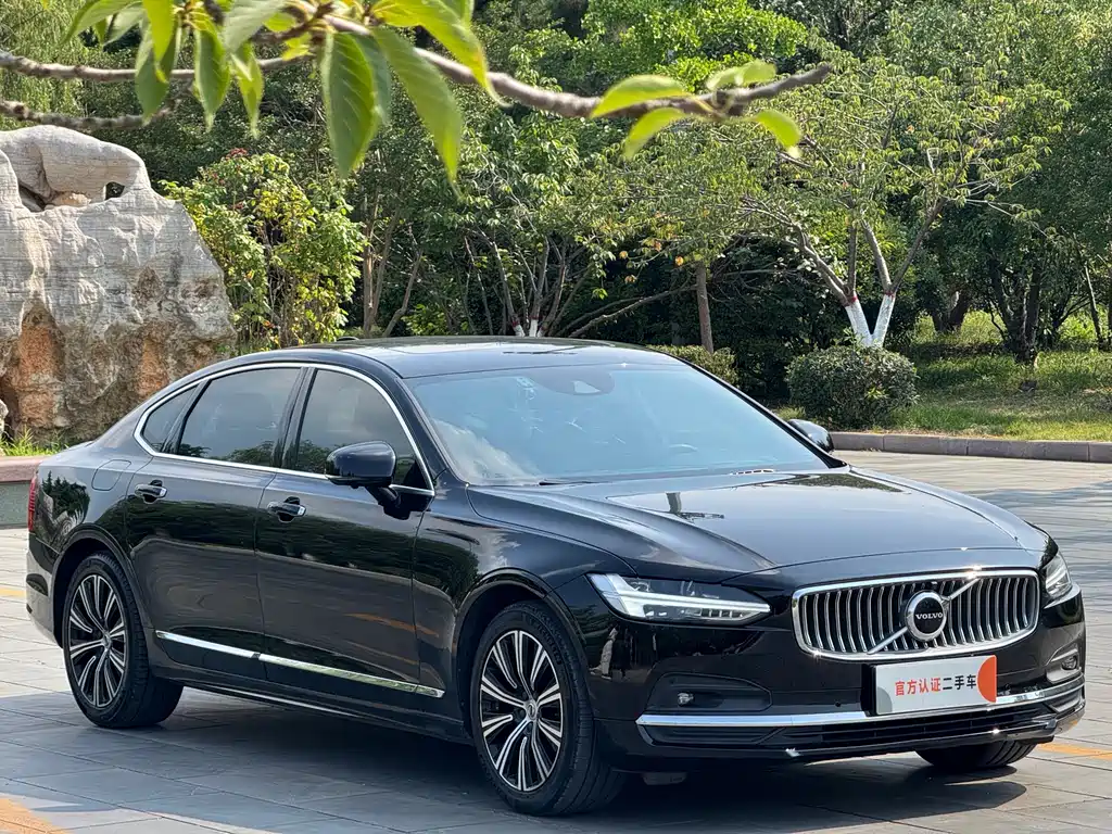 Volvo S90 2021 B5 Luxury