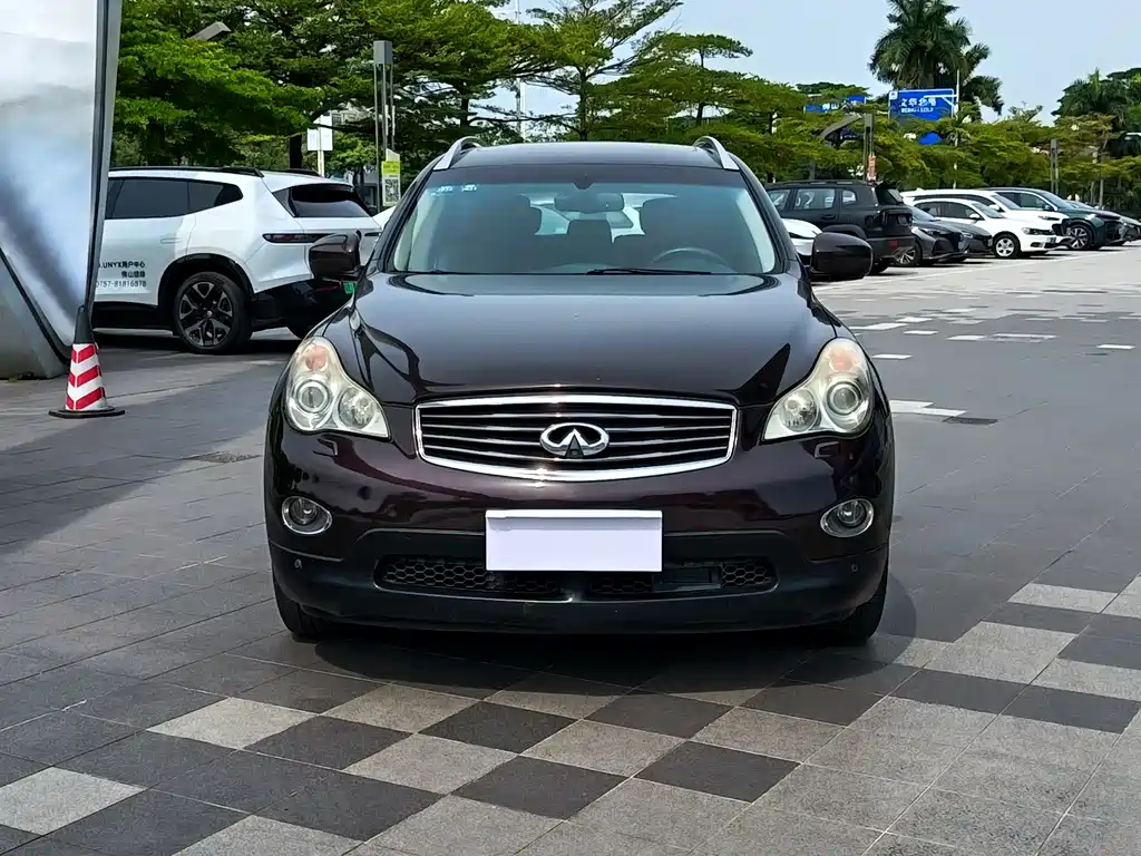 Infiniti EX — миниатюра 2