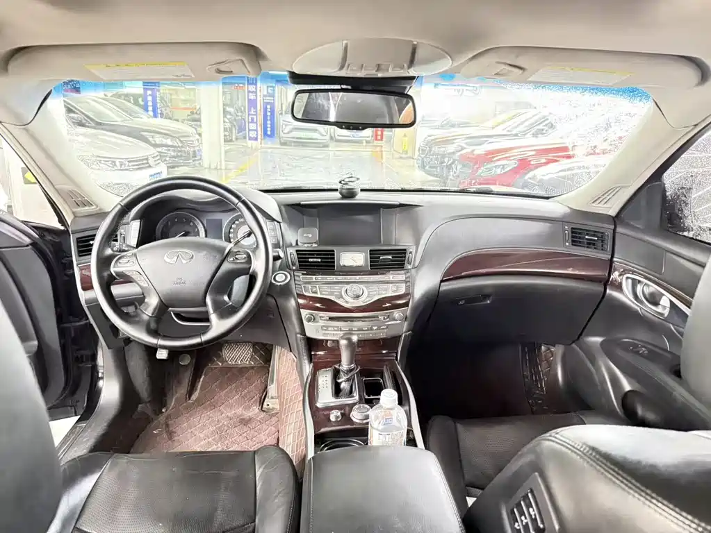 Infiniti Q70 2013 Q70L 2.5L