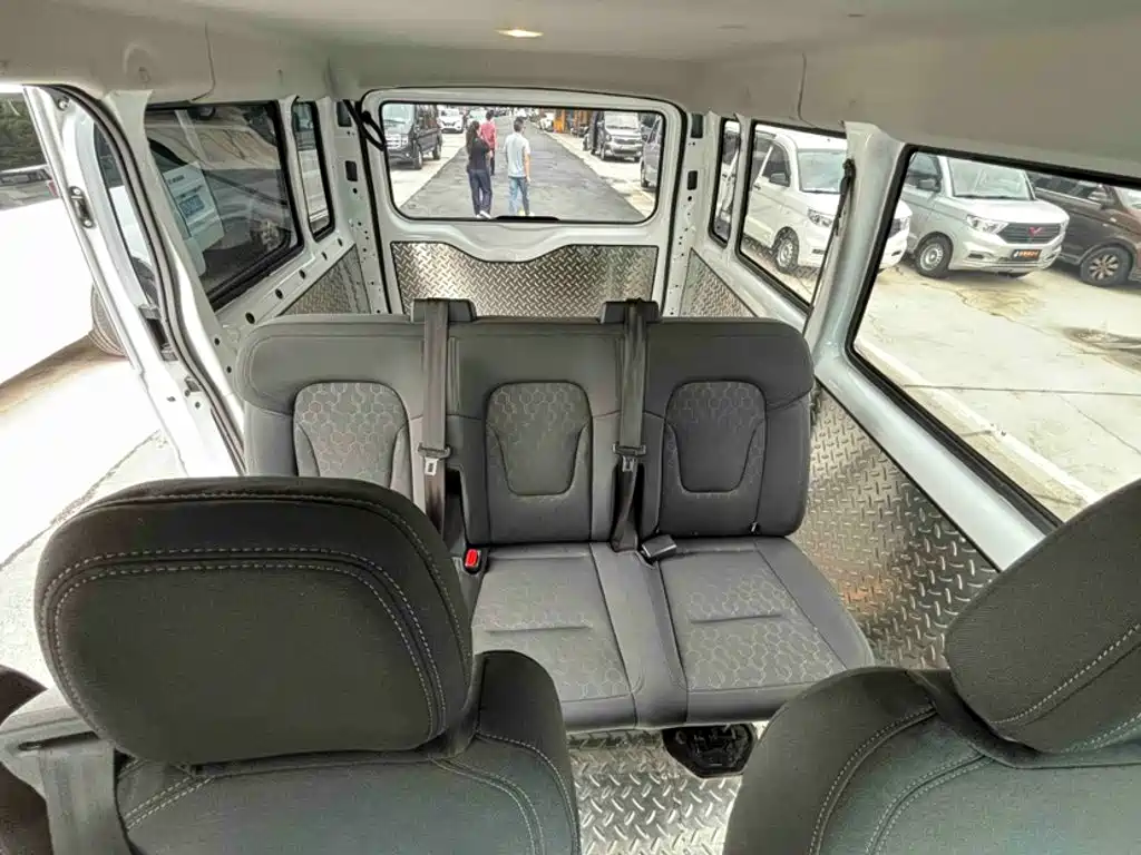 JMC JMC Fushun — миниатюра 17