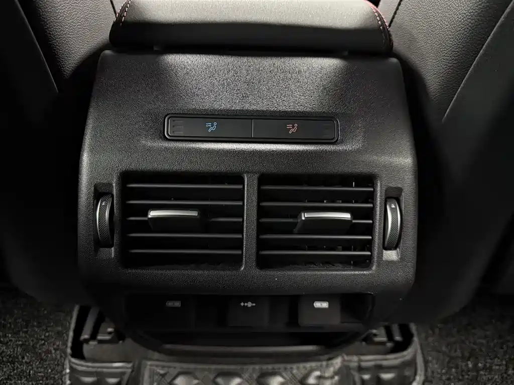 LAND ROVER DISCOVER SPORTS