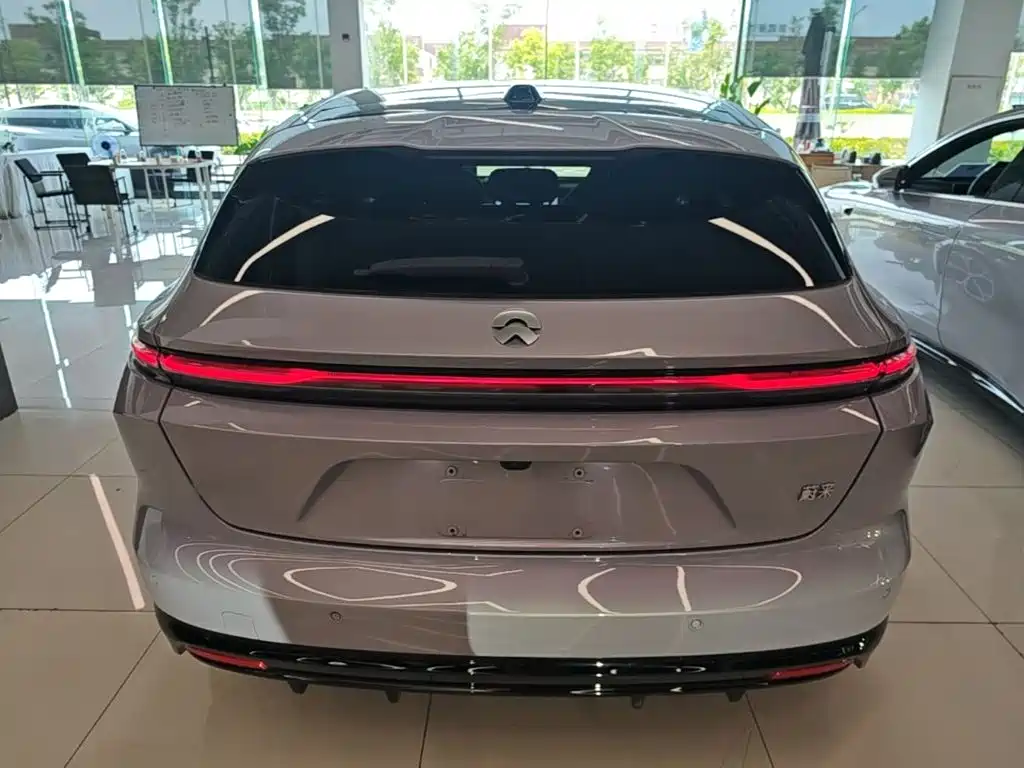 NIO ET5T 2025 75kWh Touring
