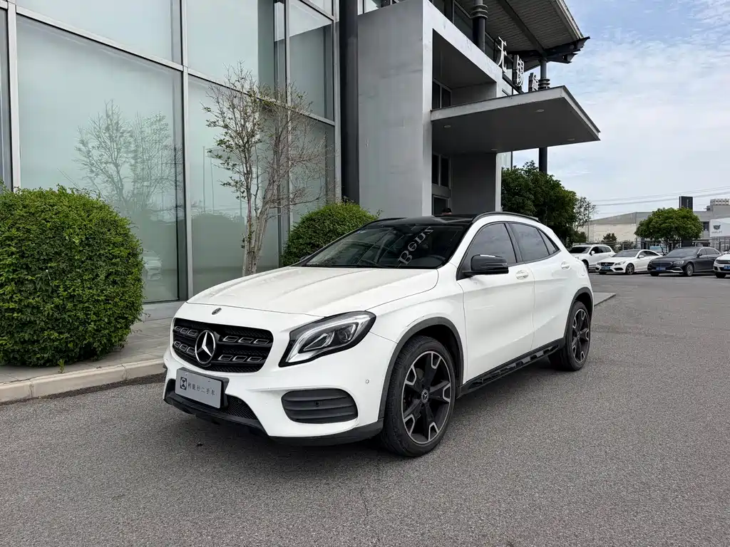 Mercedes-Benz GLA 2019