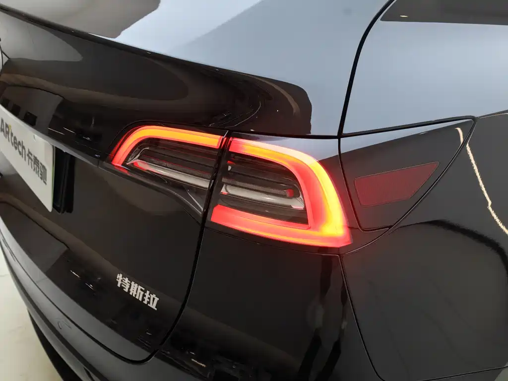 Tesla Model Y — фотографии объявления, Фото 13
