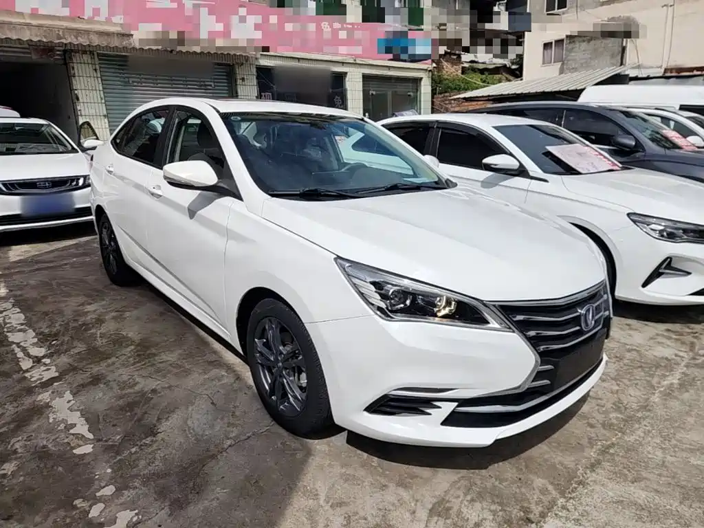 Changan Eado DT — миниатюра 4