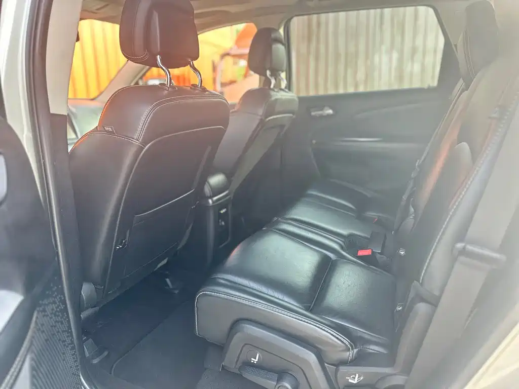 Dodge Journey 2013 2.4L