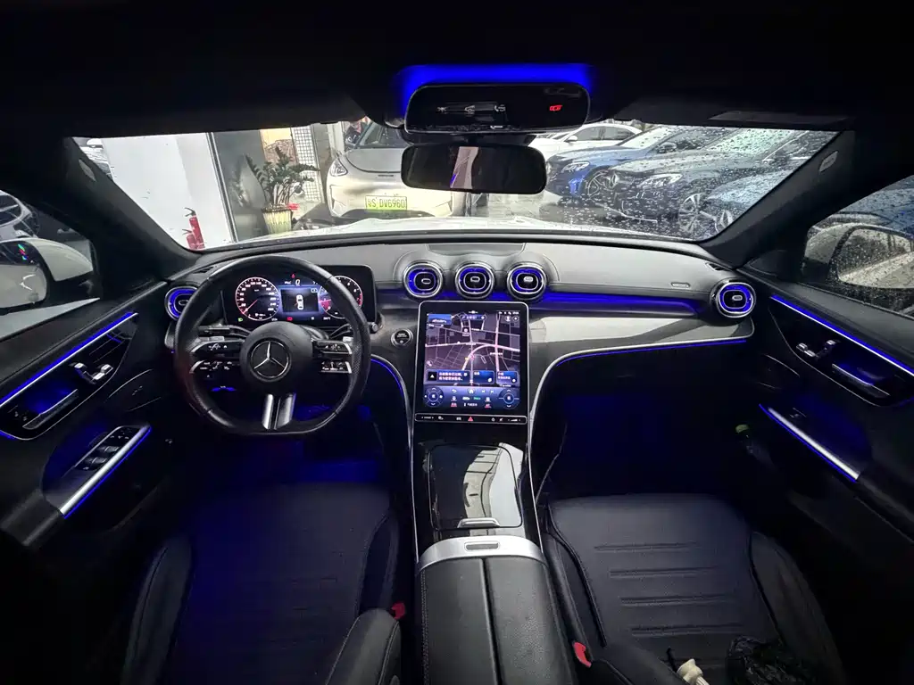 Mercedes-Benz C-Class — миниатюра 5