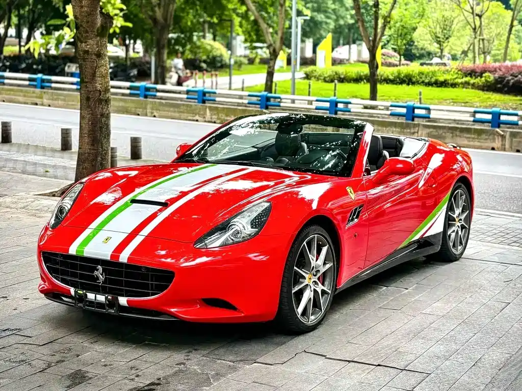 Ferrari California T