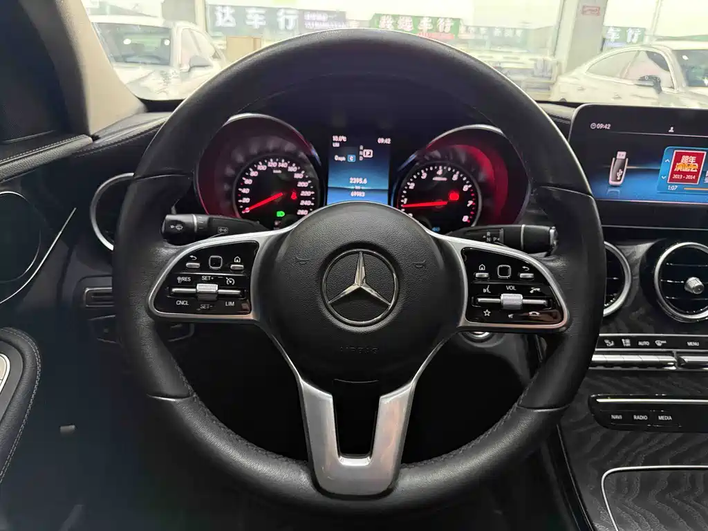 MERCEDES-BENZ C CLASS