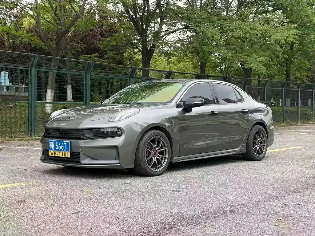 Lynk & Co 03 2021