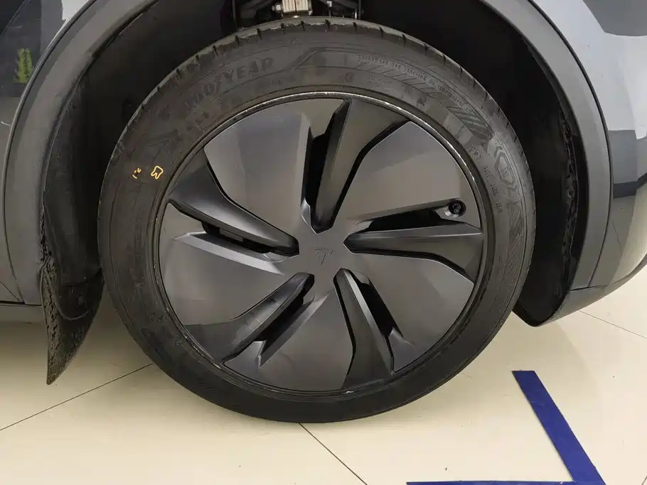 Tesla Model Y — фотографии объявления, Фото 7