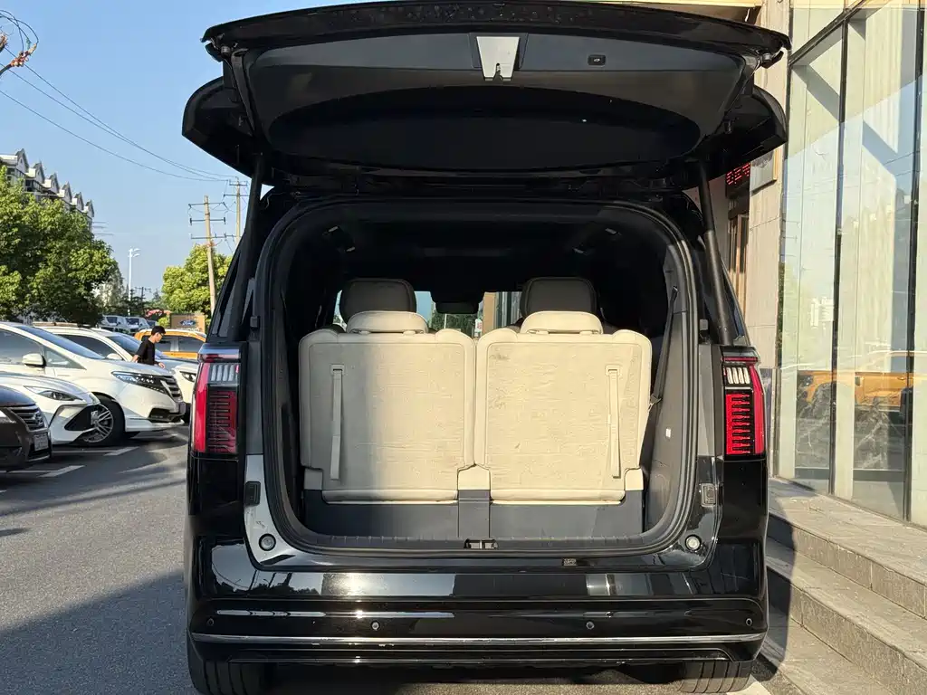 ZEEKR EXTREME KRYPTON 009