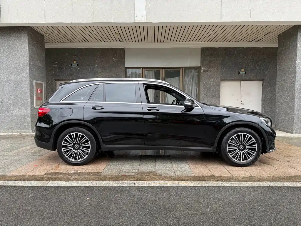 Mercedes-Benz GLC — миниатюра 5