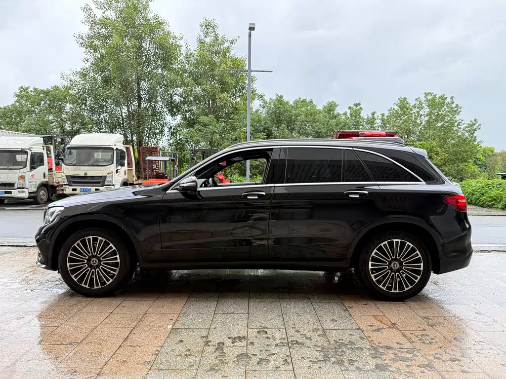 Mercedes-Benz GLC — миниатюра 4