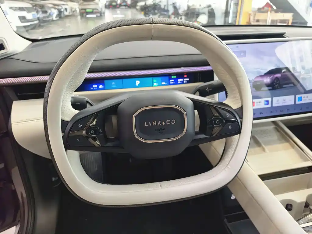 Lynk & Co 10 2025 240 Ultra Sport H7