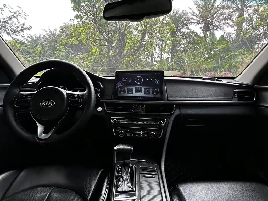Kia K5 2016 2.0L hybrid GLS
