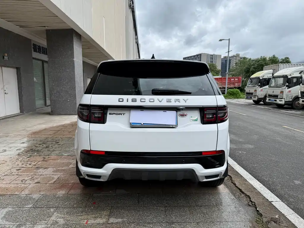 Land Rover Discovery Sport — миниатюра 7