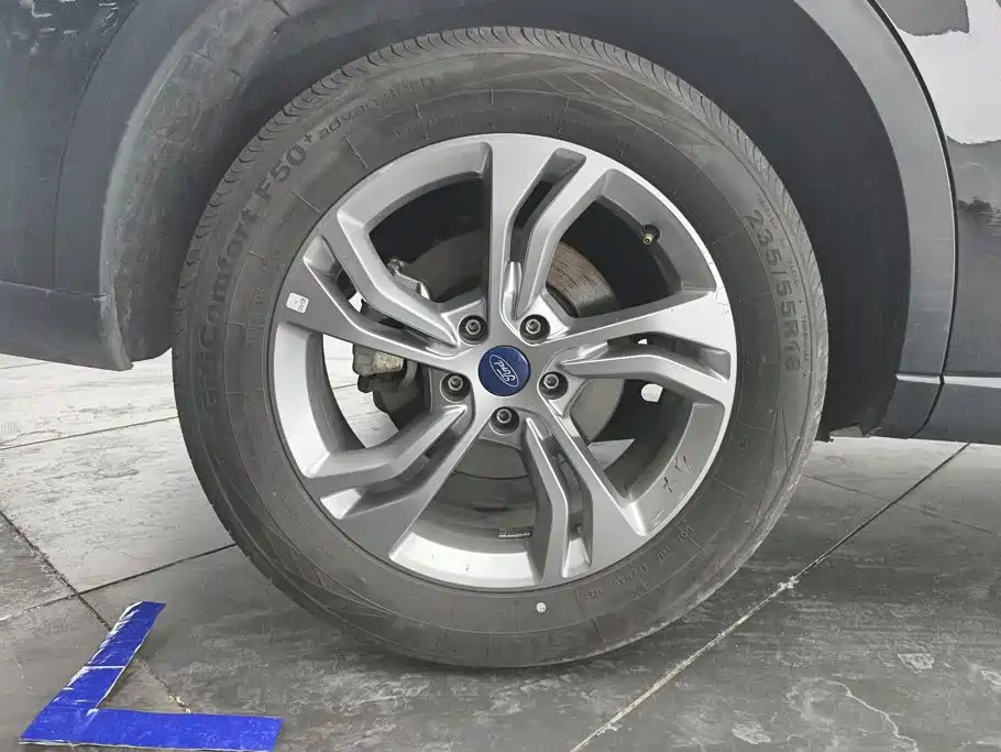 Ford Equator Sport — миниатюра 6