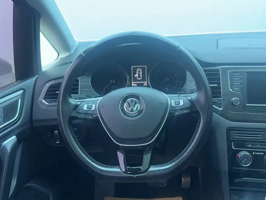 Volkswagen Golf · 2016 280TSI AT Luxury