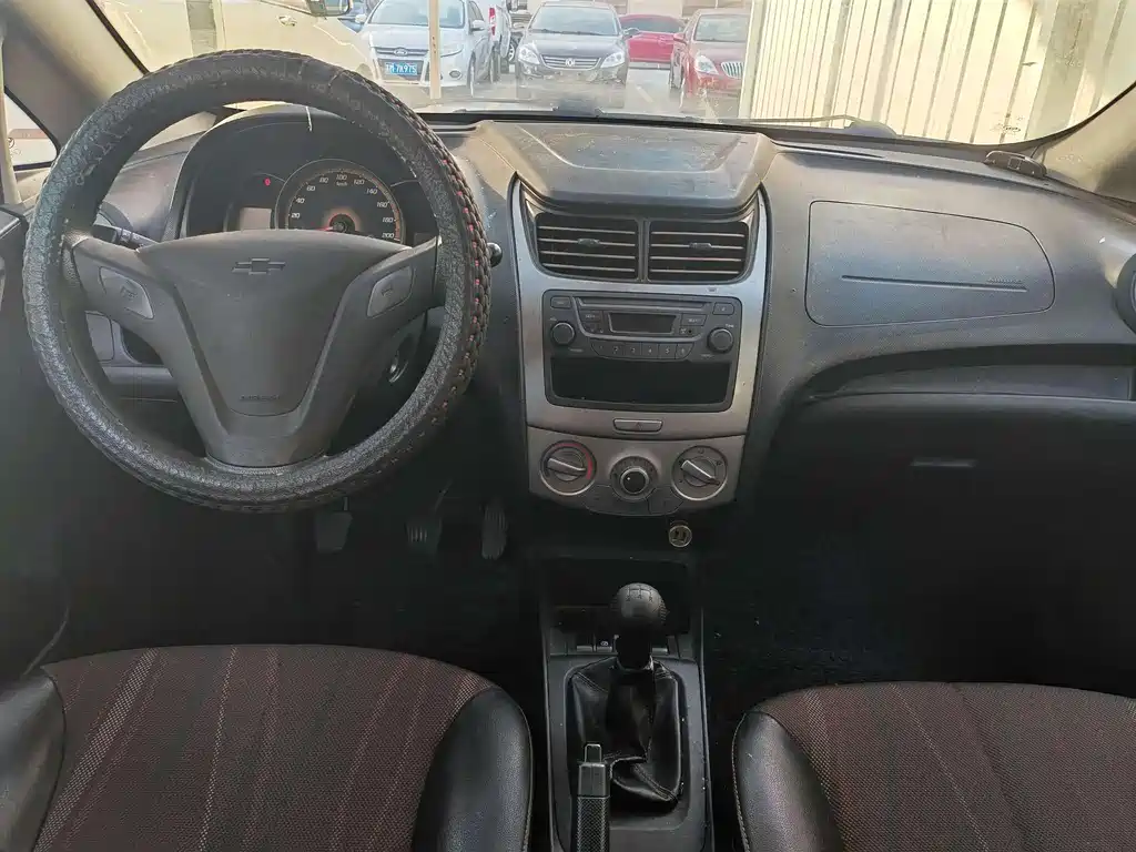 Chevrolet Sail 2013 1.4L MT