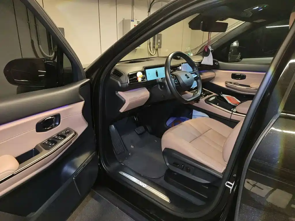 NIO ES8 — миниатюра 12