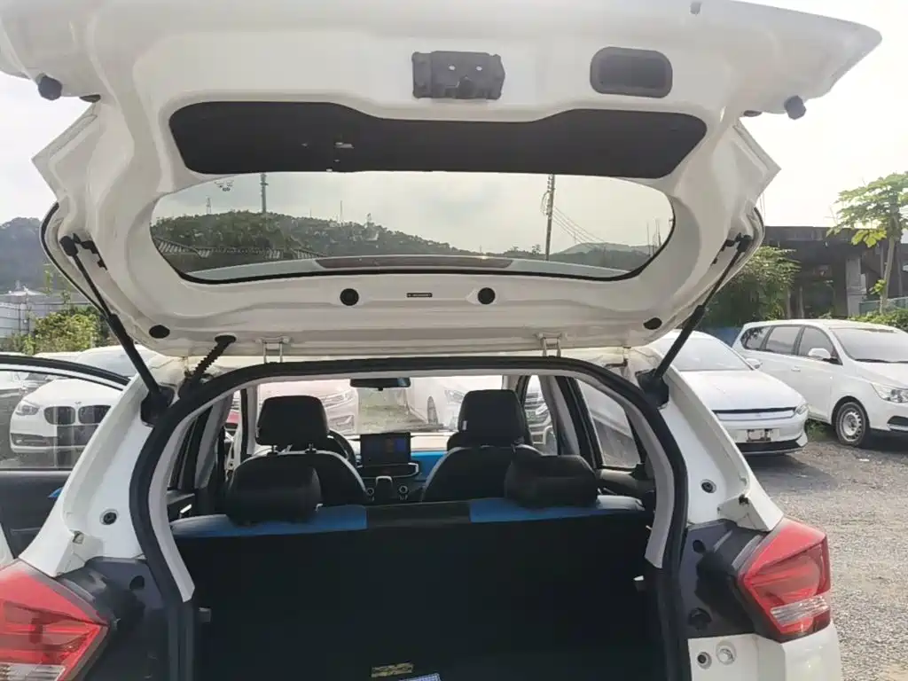 BAIC New Energy EC3 — миниатюра 19