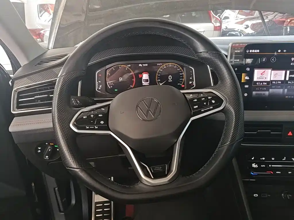 Volkswagen Tiguan X — миниатюра 11