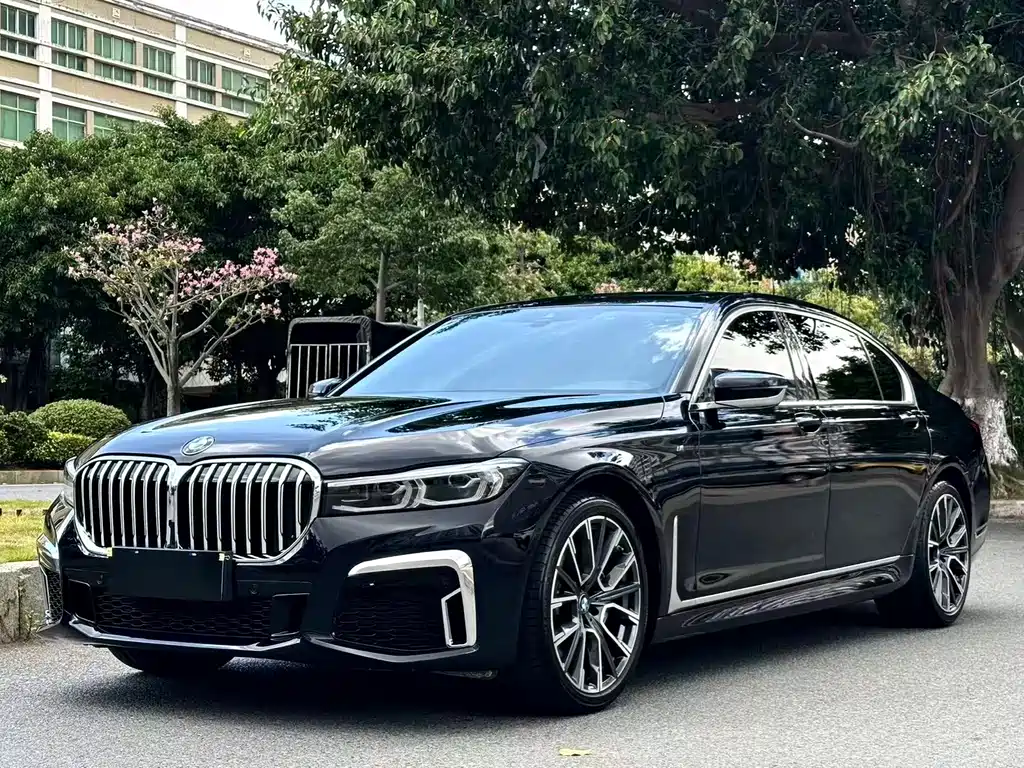 BMW 7 SERIES