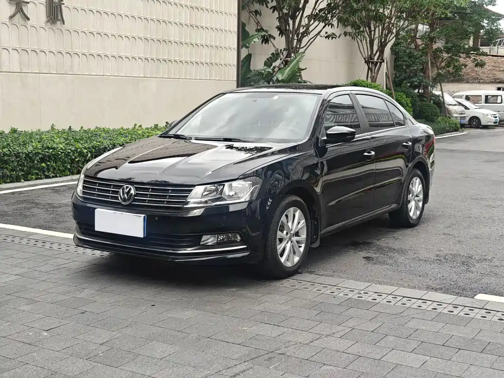 Volkswagen Lavida 2016