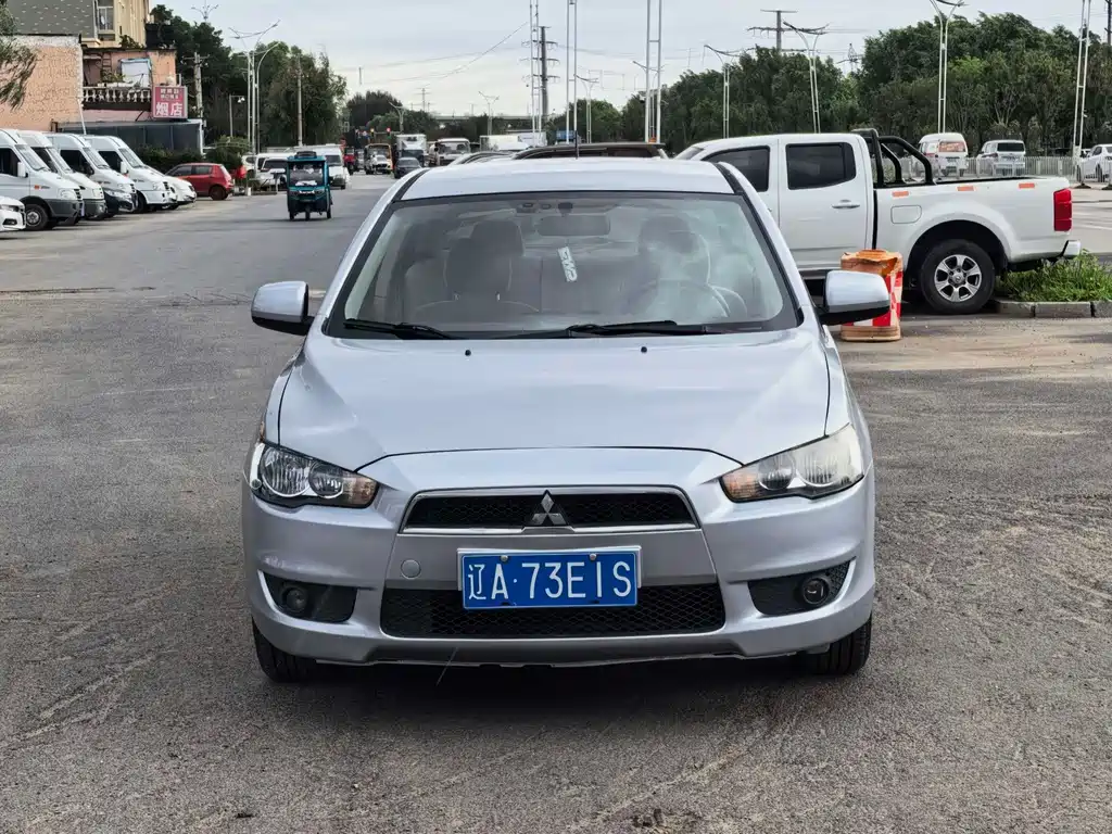 Mitsubishi Lancer EX — миниатюра 2