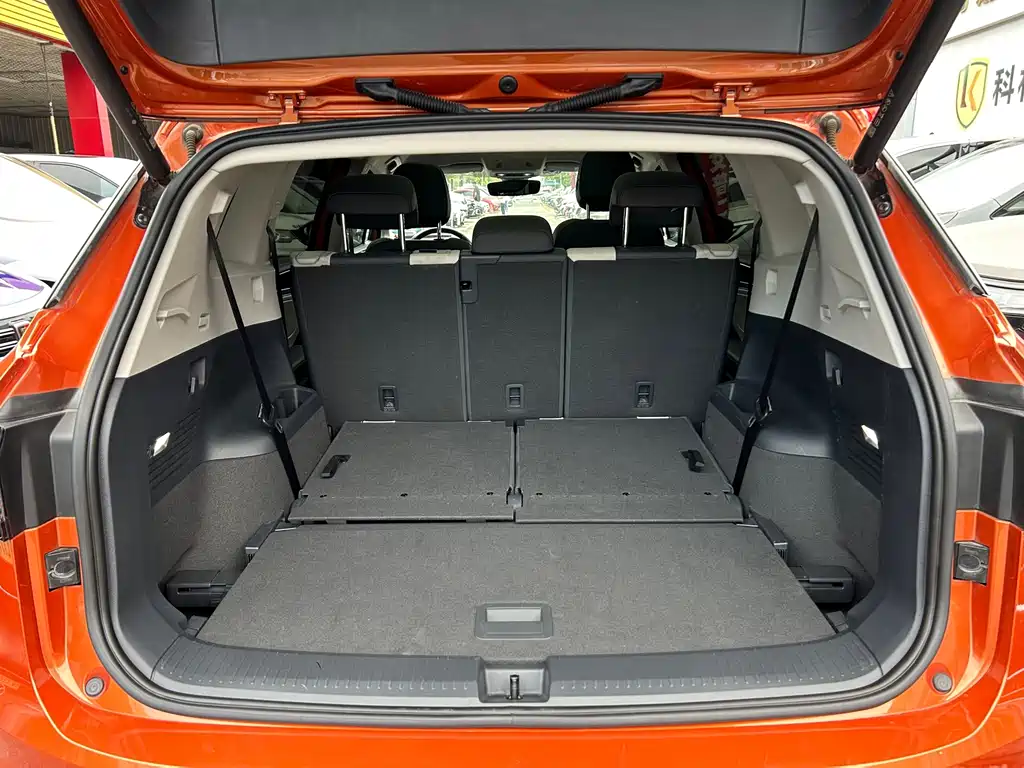 Volkswagen ID.6 Crozz — миниатюра 17