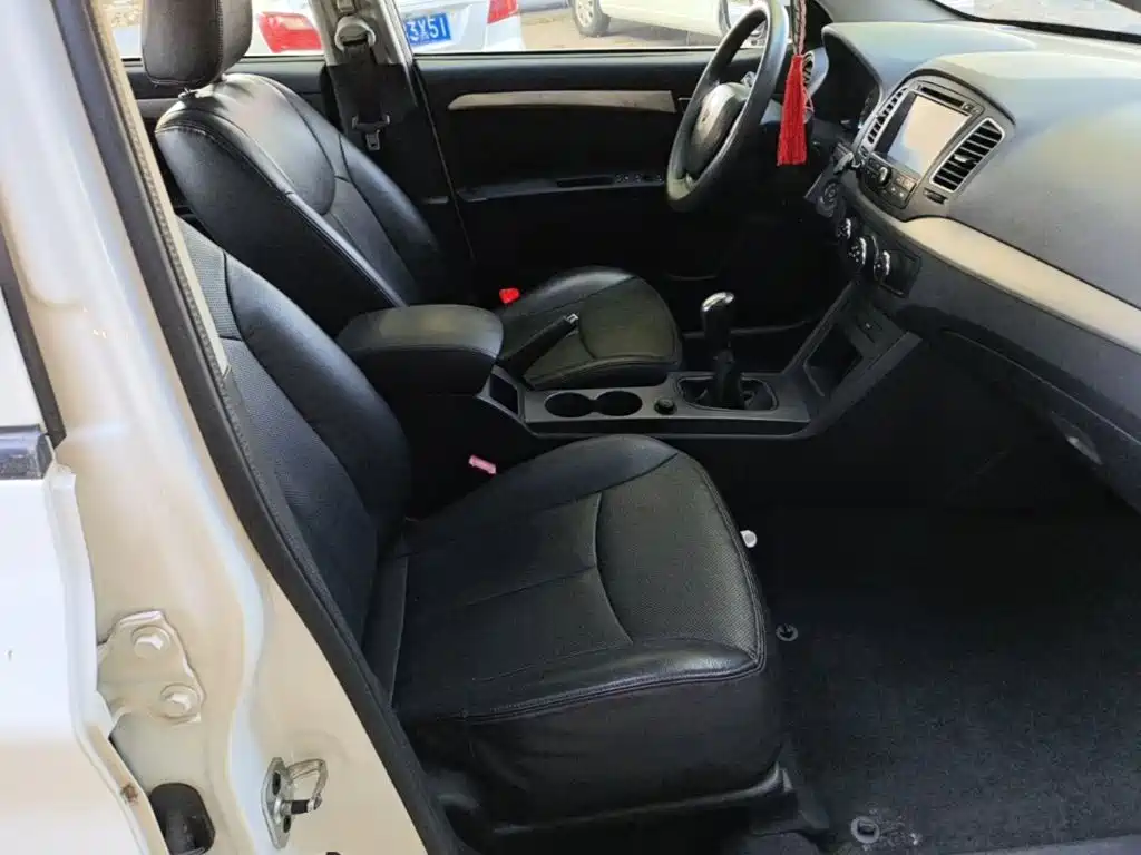 Roewe 350 — миниатюра 25