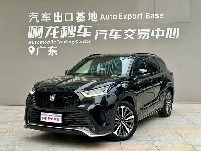 Toyota Crown Kluger