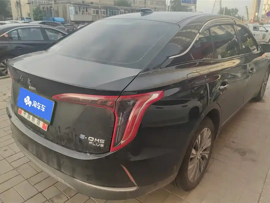 Hongqi E-QM5 2024 610km PLUS