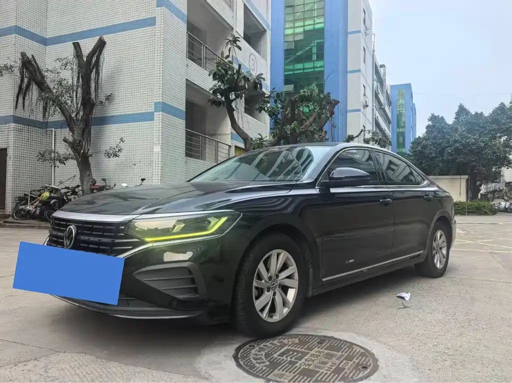 Volkswagen Passat 2022