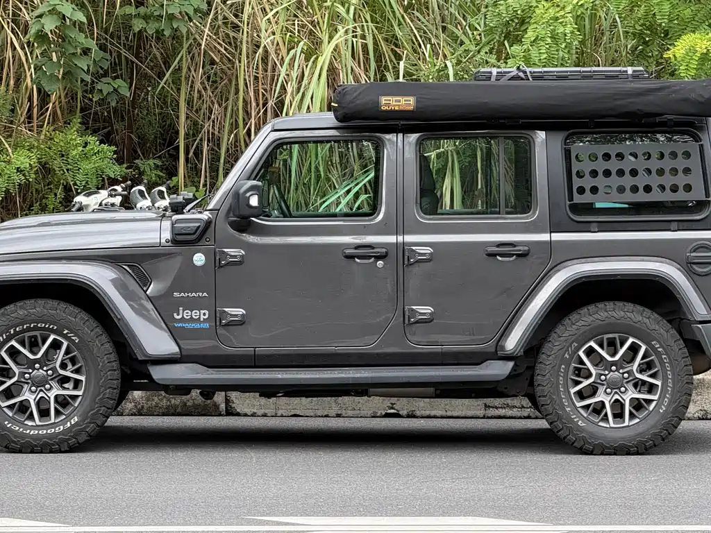 Jeep Wrangler PHEV — миниатюра 3