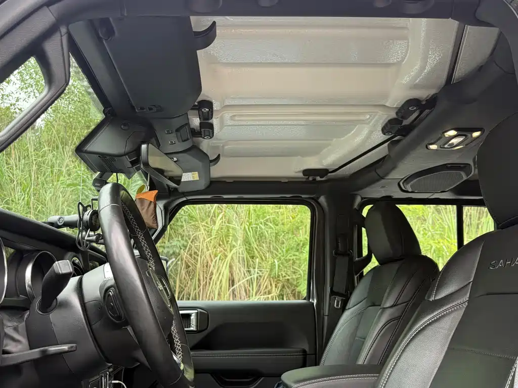 Jeep Wrangler PHEV — миниатюра 7