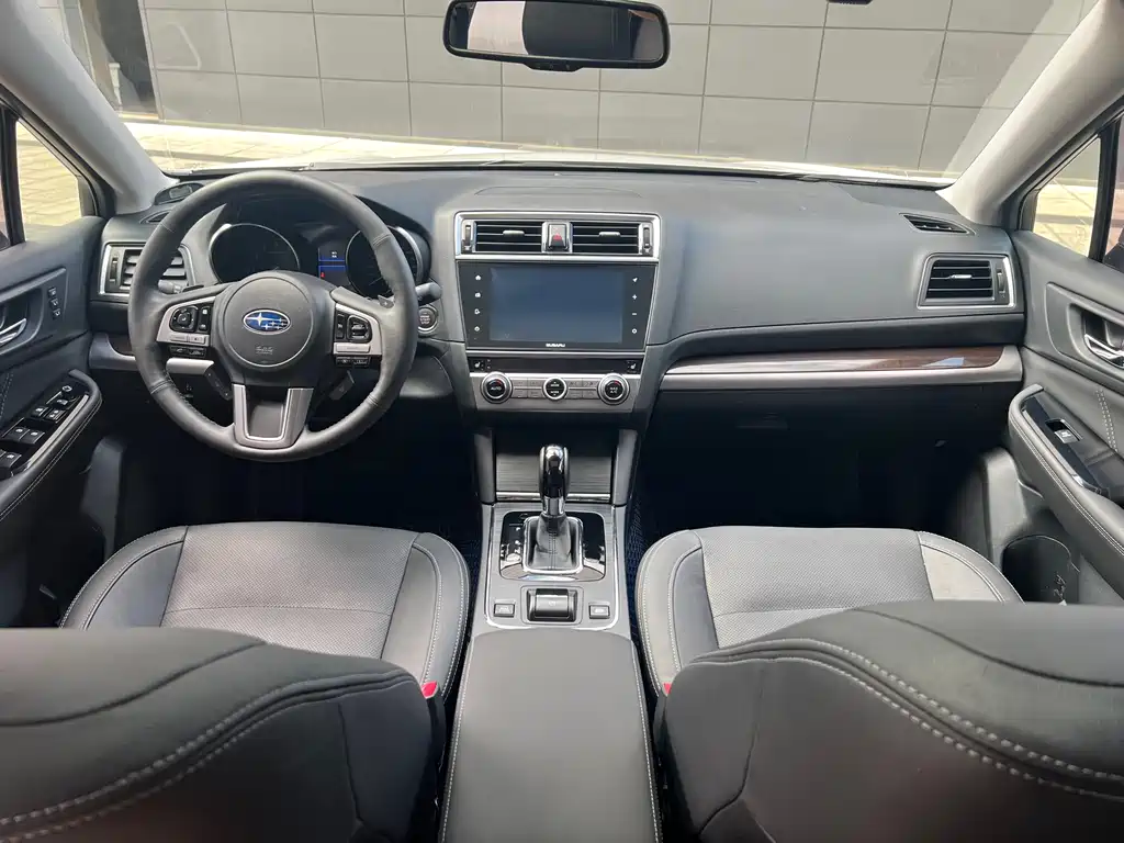 Subaru Outback 2017 2.5i Luxury