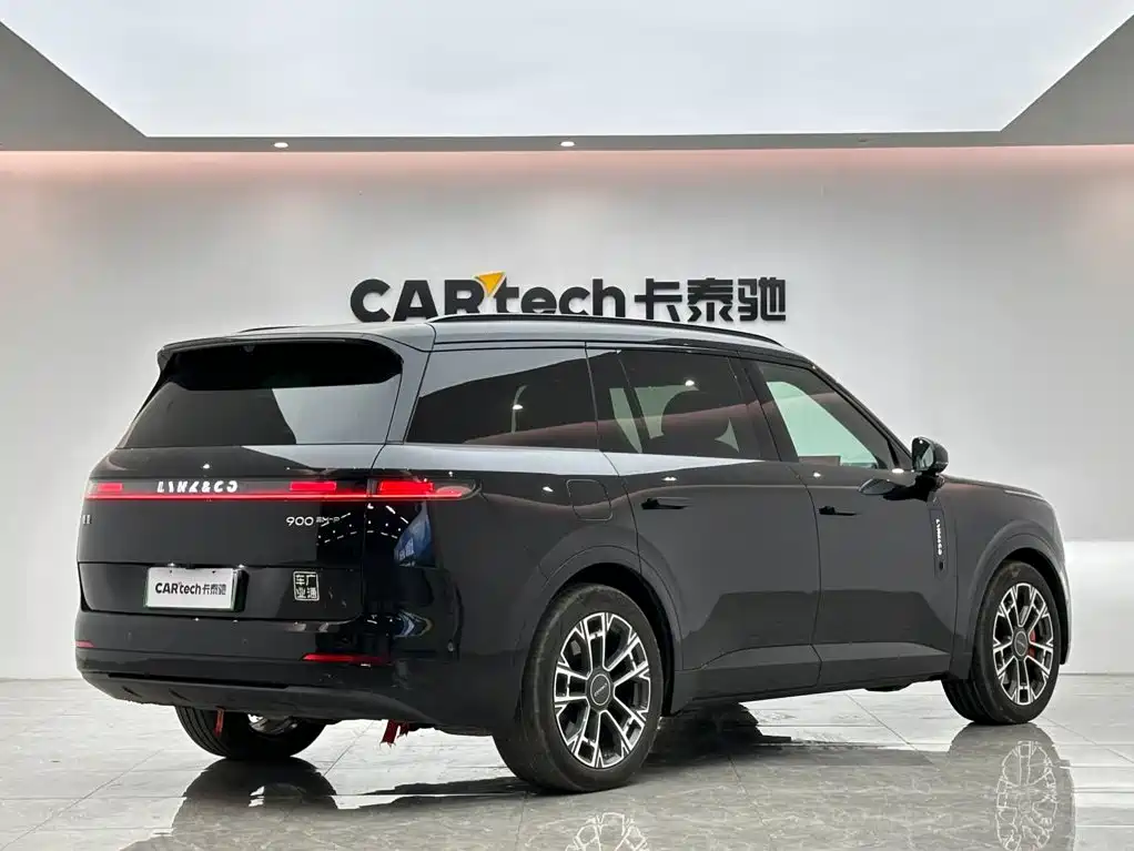Lynk & Co 900 — миниатюра 5