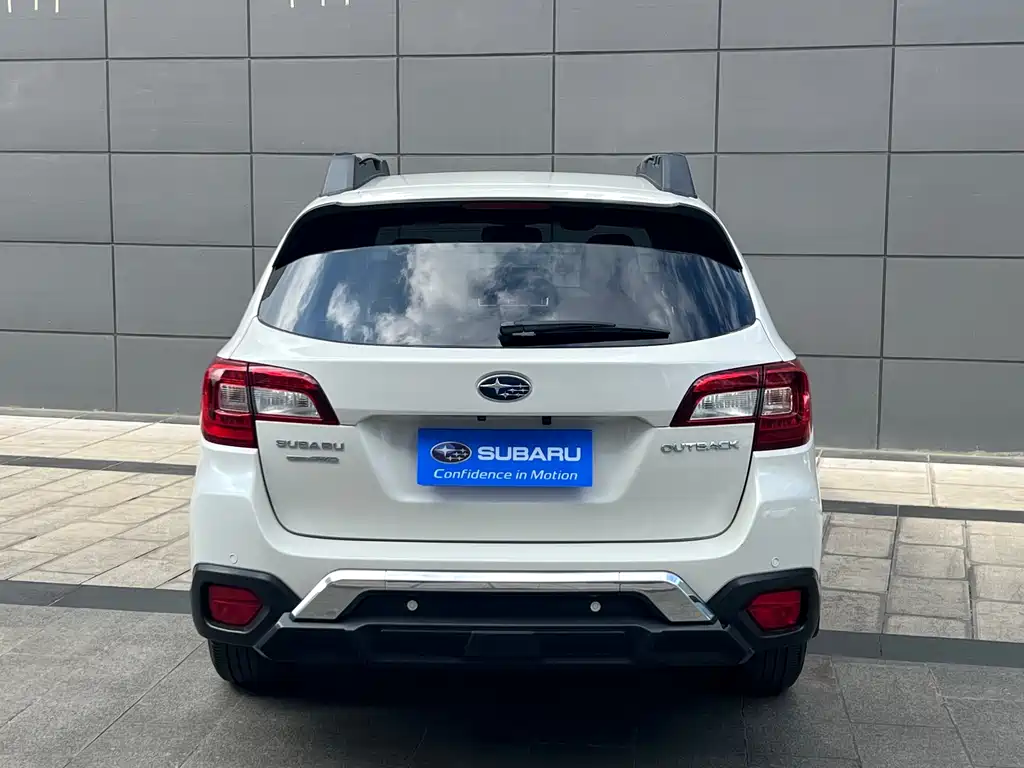 Subaru Outback 2017 2.5i Luxury