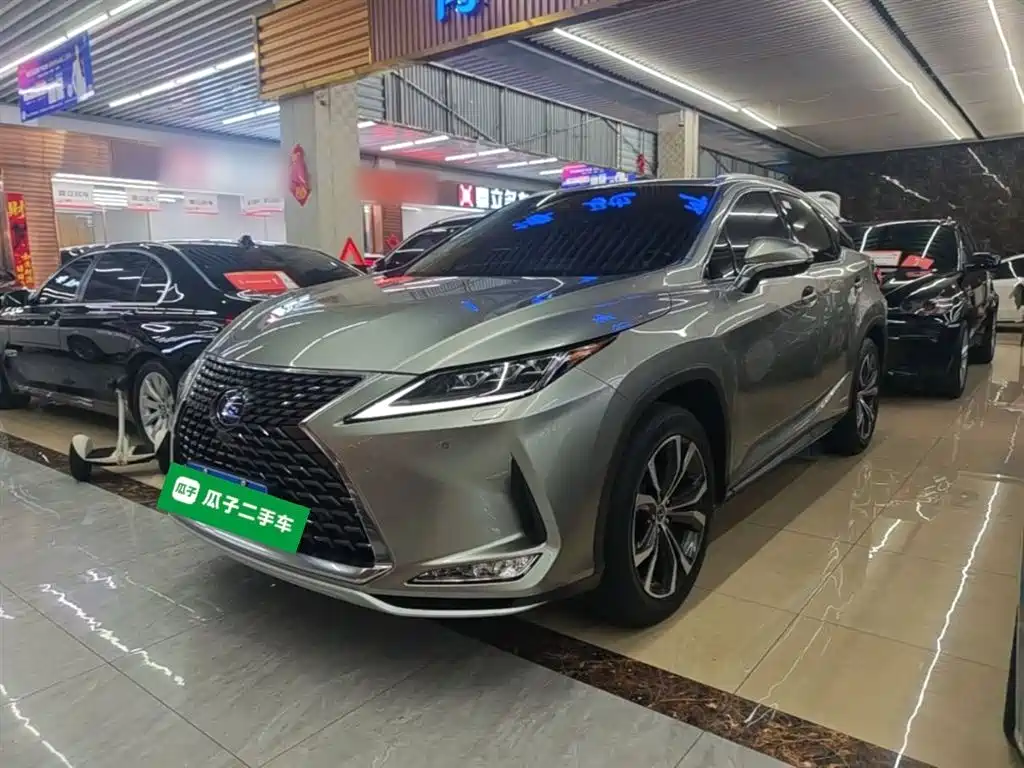 Lexus RX 2022
